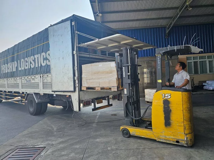 Nhà Xe  Vận chuyển hàng từ Tuy Hoà Phú Yên đi Cao Bằng tiện lợi
