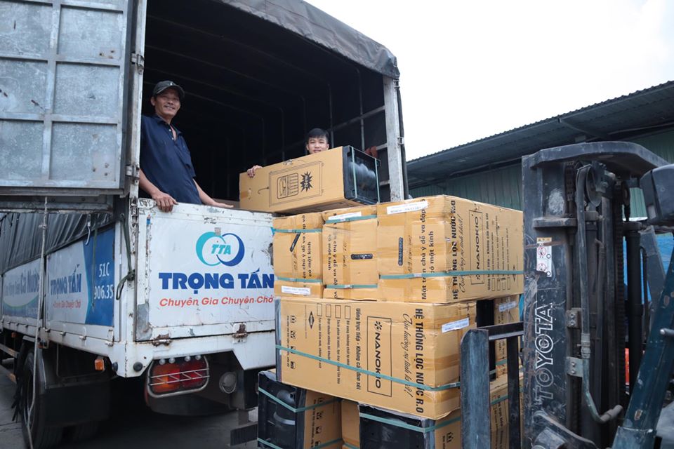 Gửi hàng vận chuyển Cần Thơ giao phát ship đi Việt Trì Phú Thọ chành nhà xe