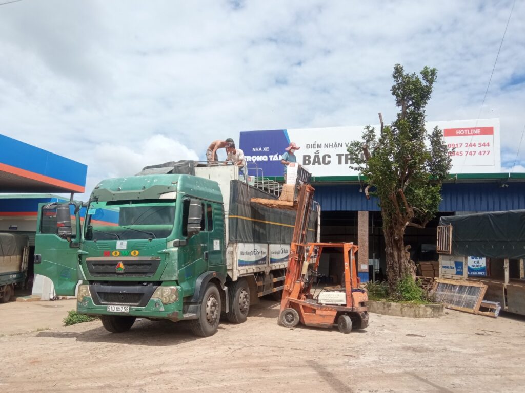 Gửi hàng vận chuyển Bến Tre giao phát ship đi Quảng Ngãi Chành nhà xe