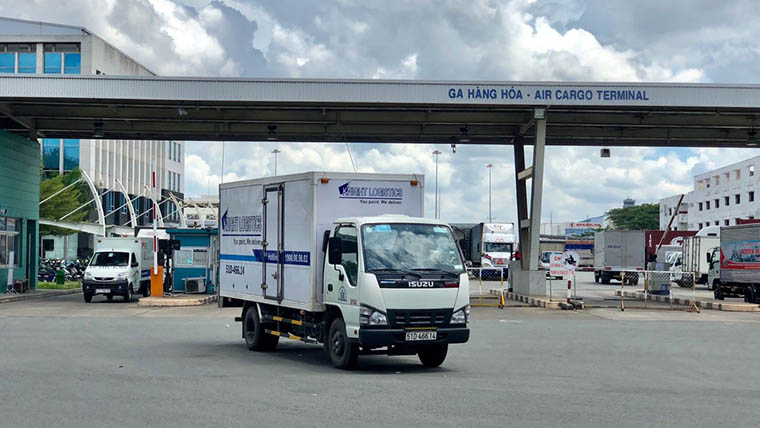 Gửi hàng vận chuyển Hà Nội giao phát ship đi Hòa Bình chành nhà xe