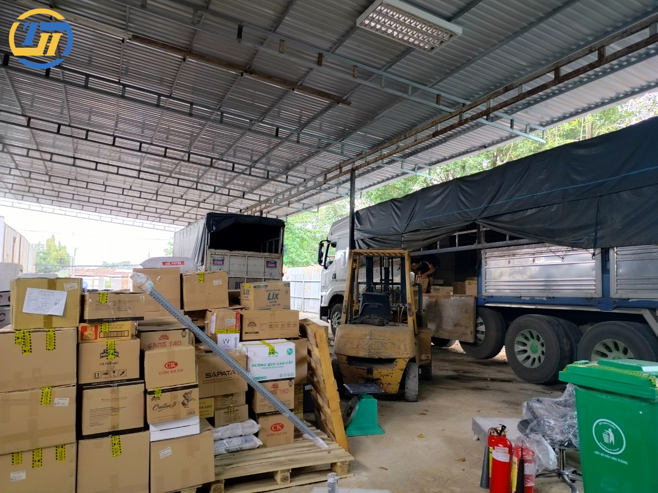 Gửi hàng vận chuyển Hải Phòng giao phát ship đi Thừa Thiên - Huế Chành nhà xe