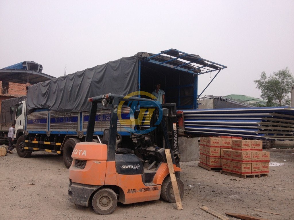 Gửi hàng vận chuyển Hồ Chí Minh giao phát ship đi Long Xuyên An Giang Chành nhà xe