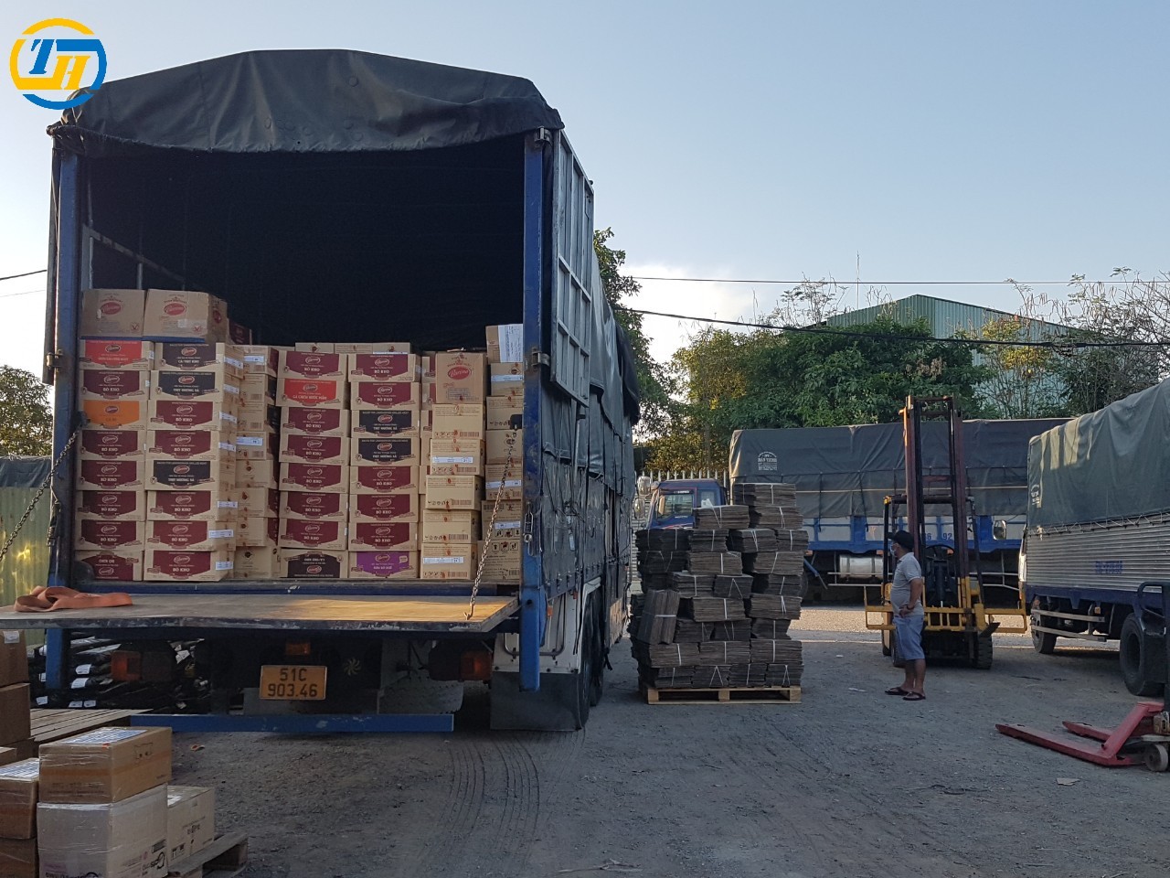Chành nhà xe giao phát ship Thái Nguyên gửi hàng vận chuyển đi Bà Rịa - Vũng Tàu