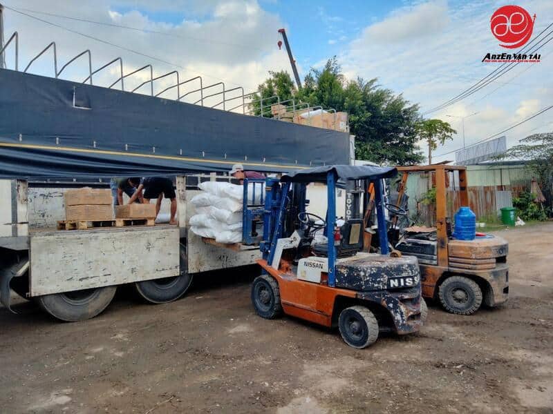 Chành nhà xe gửi hàng giao phát ship Vĩnh Yên Vĩnh Phúc vận chuyển đi Đồng Xoài Bình Phước