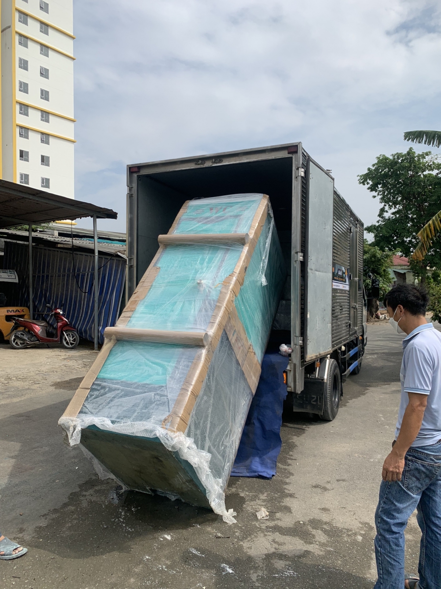 Chành nhà xe Yên Bái đi Tây Ninh giao phát ship gửi hàng vận chuyển (2)