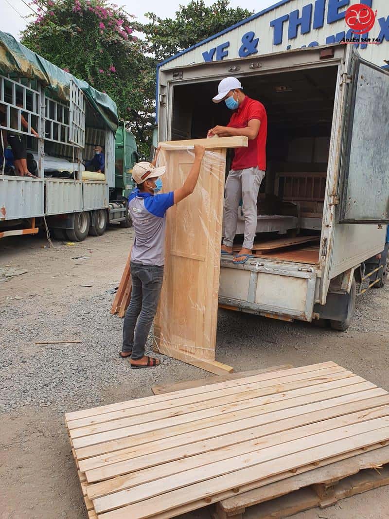 Gửi hàng giao phát ship Vĩnh Yên Vĩnh Phúc vận chuyển đi Trà Vinh chành nhà xe