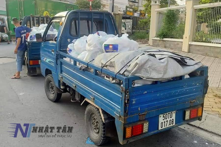 Gửi hàng Yên Bái đi Hồ Chí Minh vận chuyển chành nhà xe giao phát ship (2)