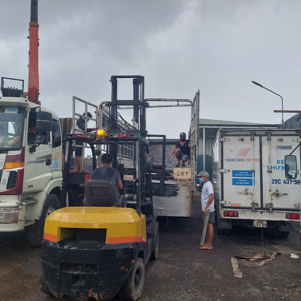Vận chuyển giao phát ship Vĩnh Long gửi hàng chành nhà xe đi Hồ Chí Minh